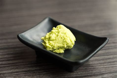 what's in wasabi green paste.